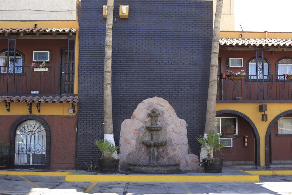 Hotel Hacienda Del Indio Mexicali Exterior foto