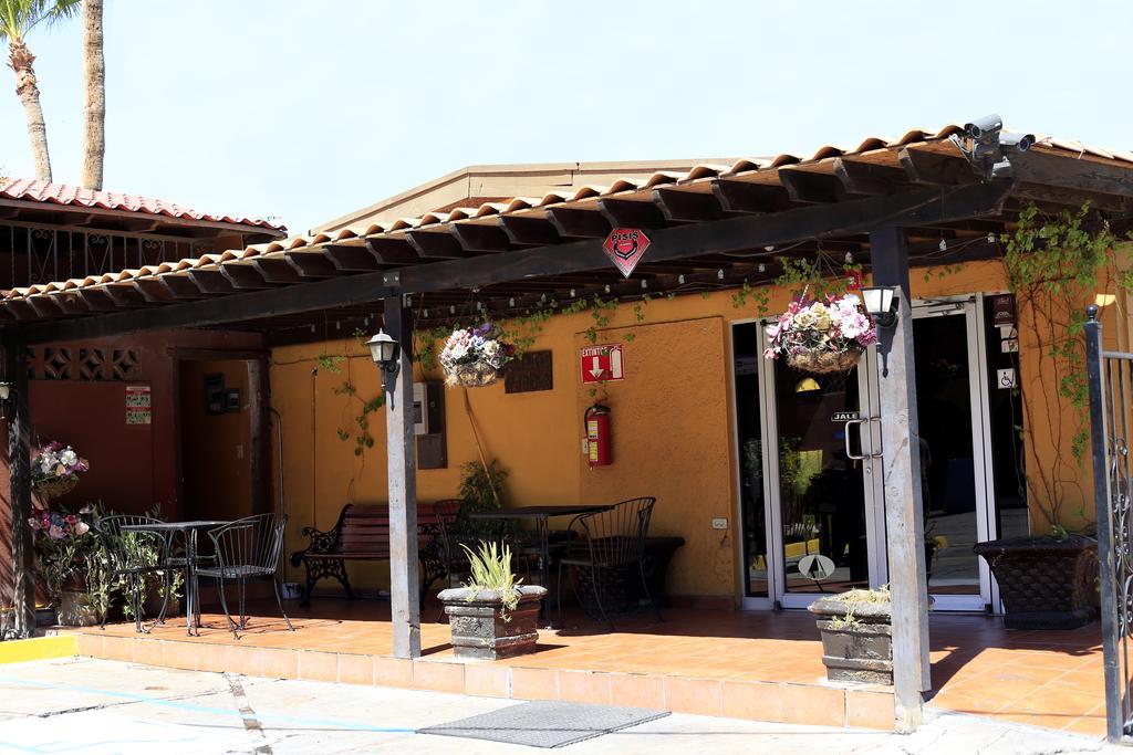 Hotel Hacienda Del Indio Mexicali Exterior foto